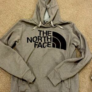 Men’s Northface small hoodie